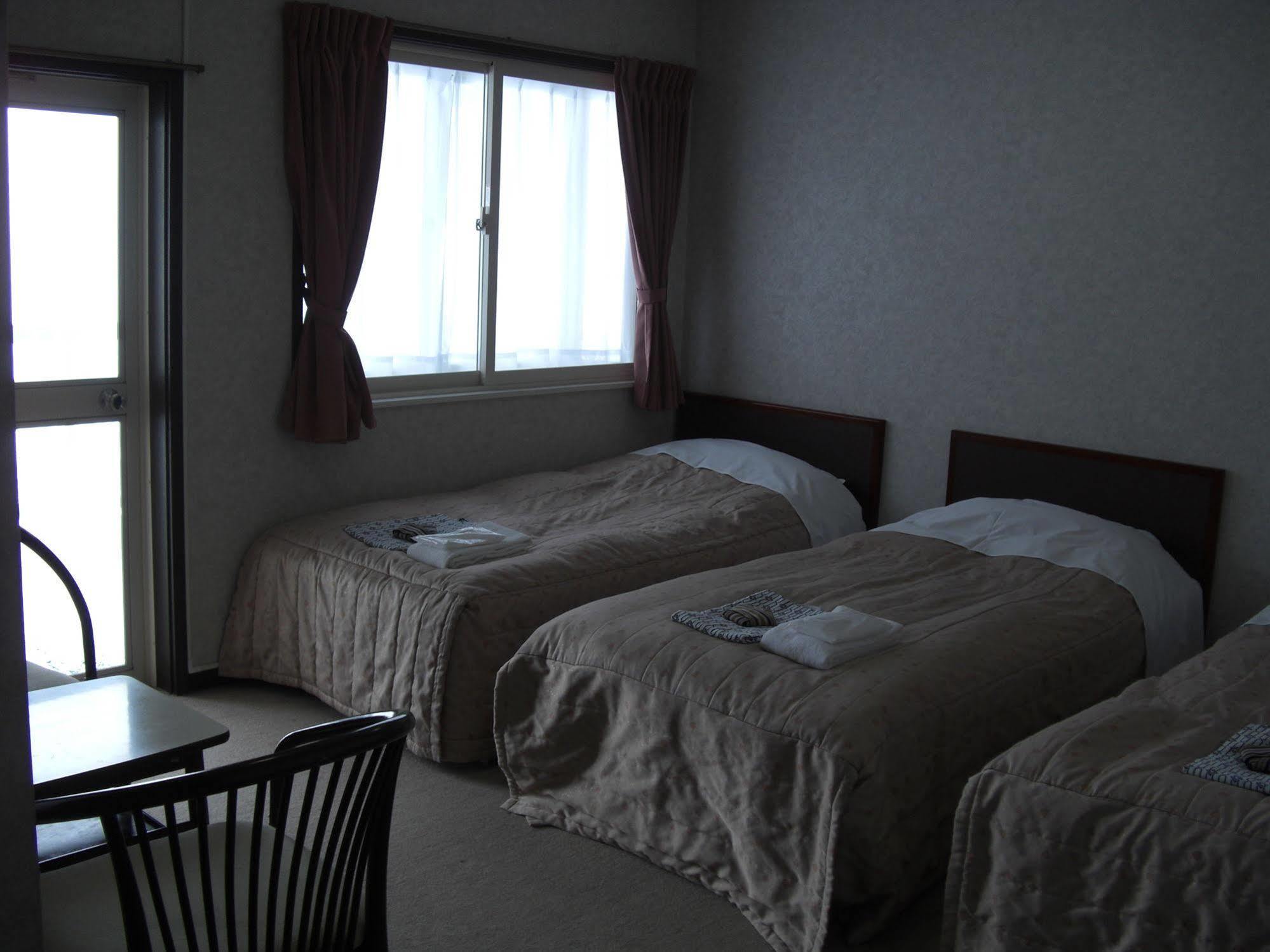 Akakura Yours Inn Myoko Exterior foto